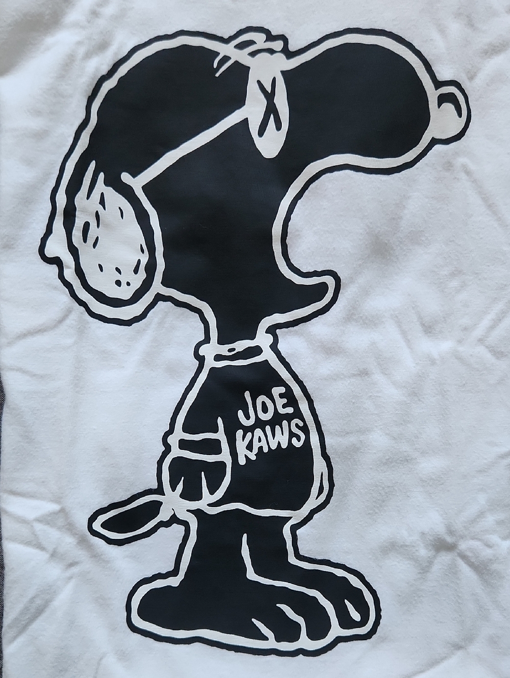 NWOT Uniqlo Kaws X Peanuts Snoopy Tee